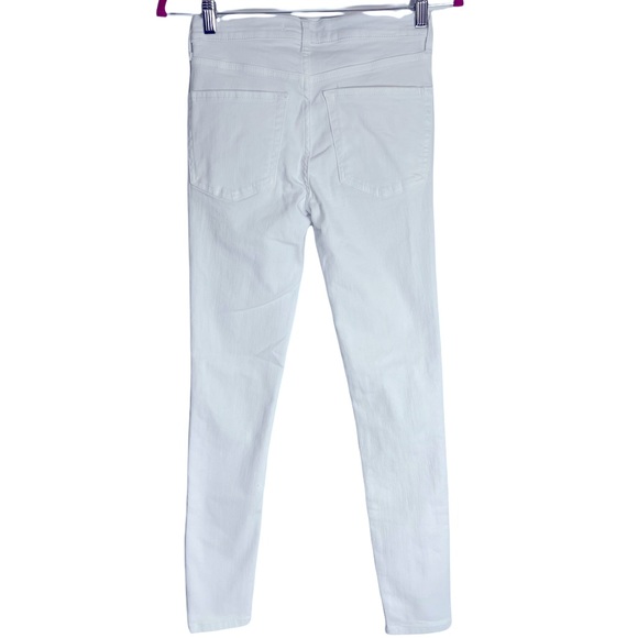 3) NWT Free People White Denim Busted Knee Distressed Skinny 9” Jeans Size 26 - Picture 2 of 15